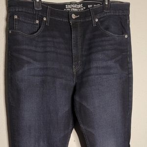 Signature Levi Strauss jeans slim fit